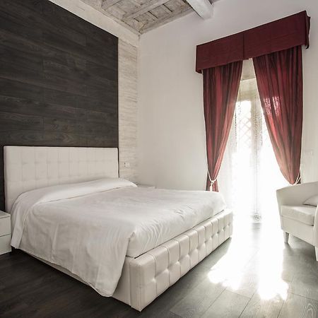 Royal Rooms Rome Room photo
