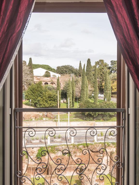 Royal Rooms Rome Room photo